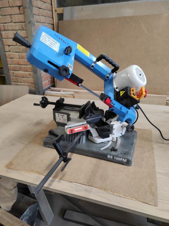 MetalTec BS 100 FM ручной ленточнопильный станок для резки металла
