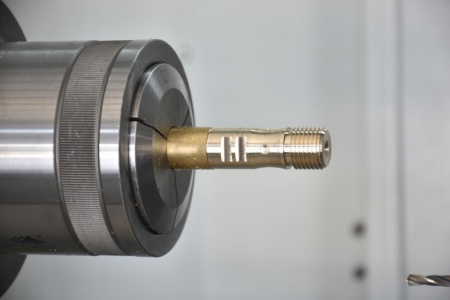 MetalTec CK 35x400 токарный станок c ЧПУ с горизонтальной станиной