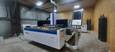 MetalTec 1530 S (1000W) оптоволоконный лазерный станок для резки металла