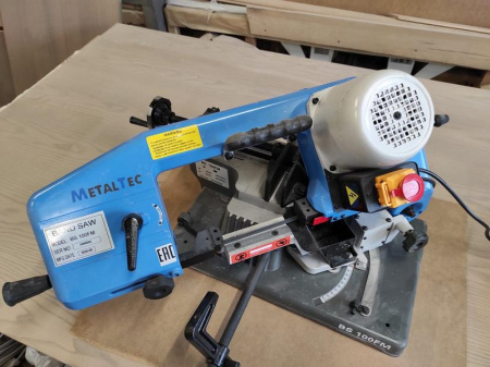 MetalTec BS 100 FM ручной ленточнопильный станок для резки металла