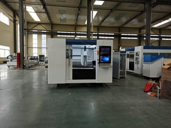 MetalTec 1530P (12000Вт) промышленный комплекс лазерной резки