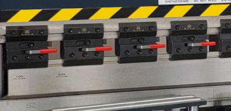 MetalTec HBC листогибочный гидравлический пресс с ЧПУ