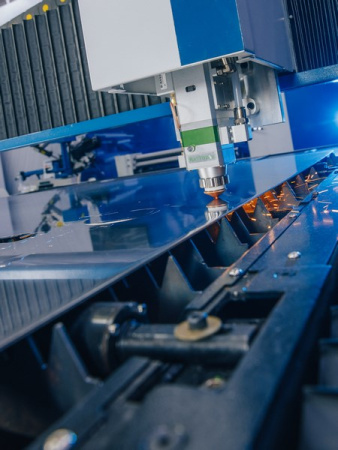 MetalTec 1530 S (1000W) оптоволоконный лазерный станок для резки металла