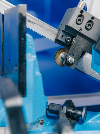 MetalTec BS 250 FHЕ ручной ленточнопильный станок для резки металла